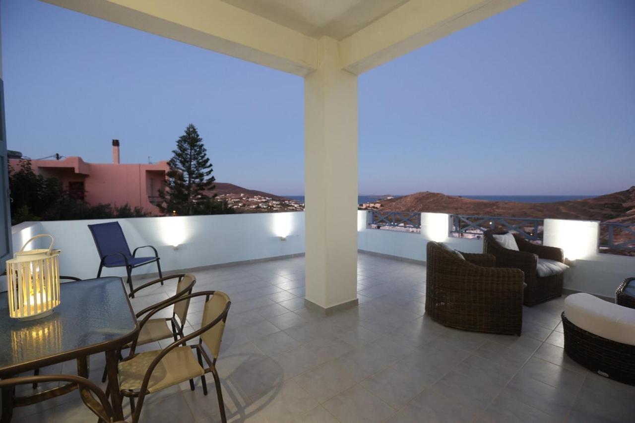 Vacation House With Stunning View - Vári Exterior foto